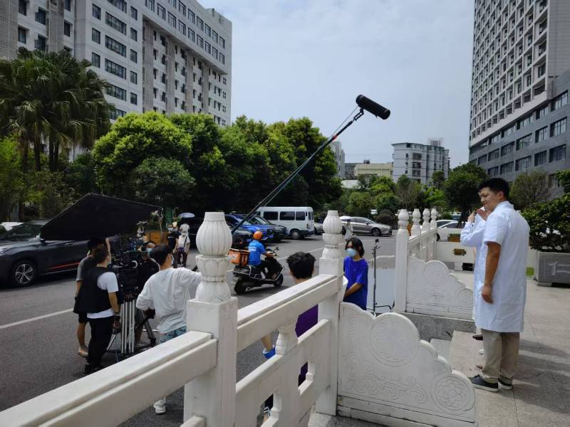 天柱县广告片拍摄公司低成本实现高规格制作的诀窍